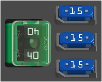 Caja de fusibles del motor 3